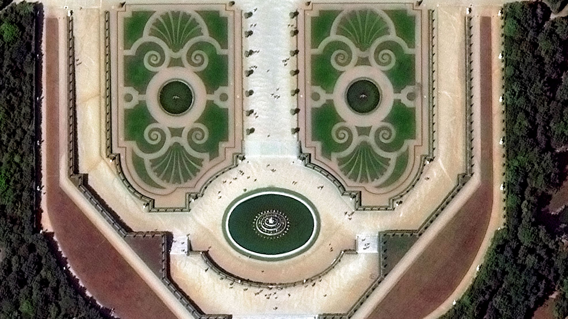 Versailles at 30-centimeter resolution